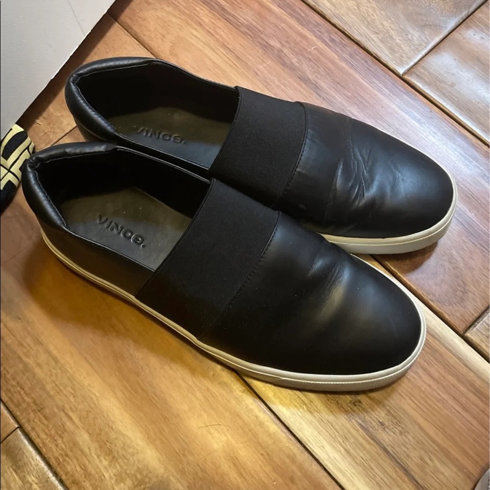 VINCE slip on leather sneakers